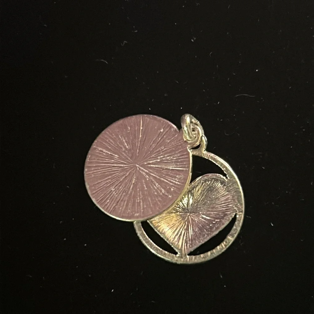 UNAVAILABLE-Love Mom Pendant - Picture 5 of 7